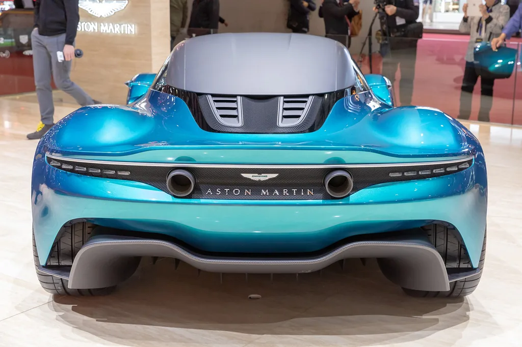 Aston Martin Vanquish 2026