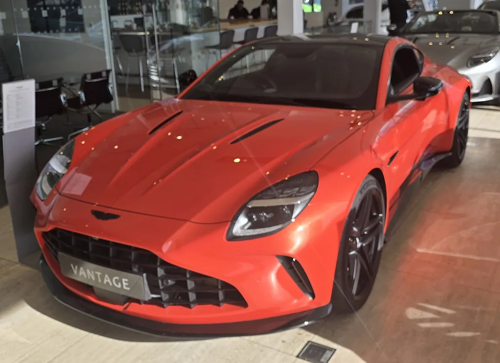 Aston Martin Vantage 2026