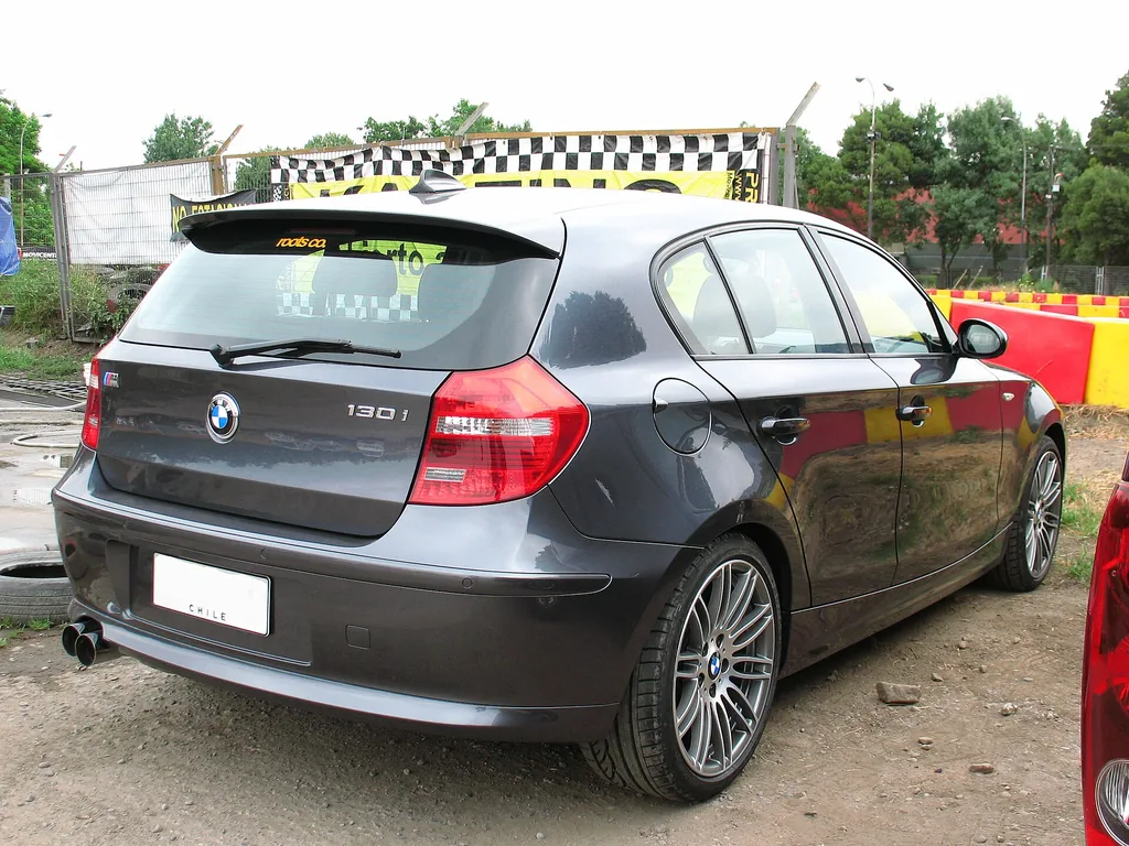 BMW 130I 2009