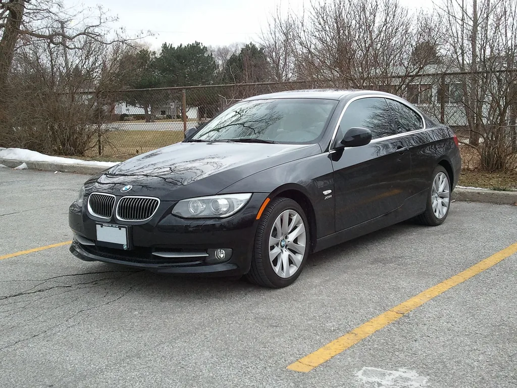 BMW 325IA 2012