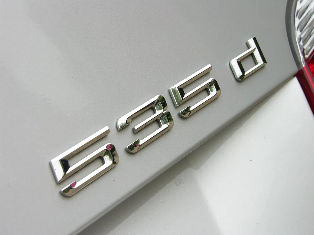 BMW 525I/Ia 2003