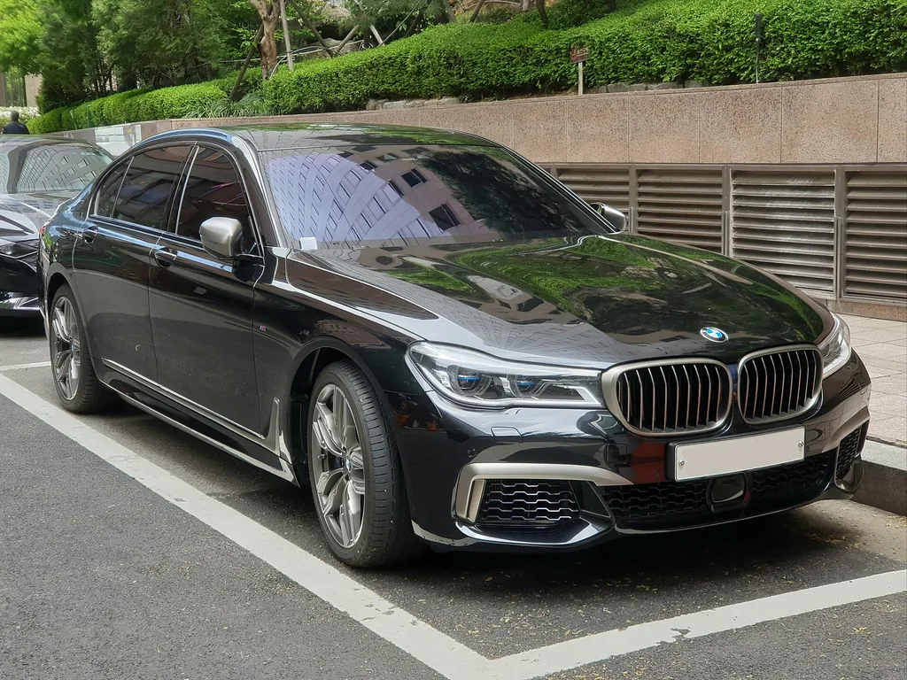 BMW M760LI 2022
