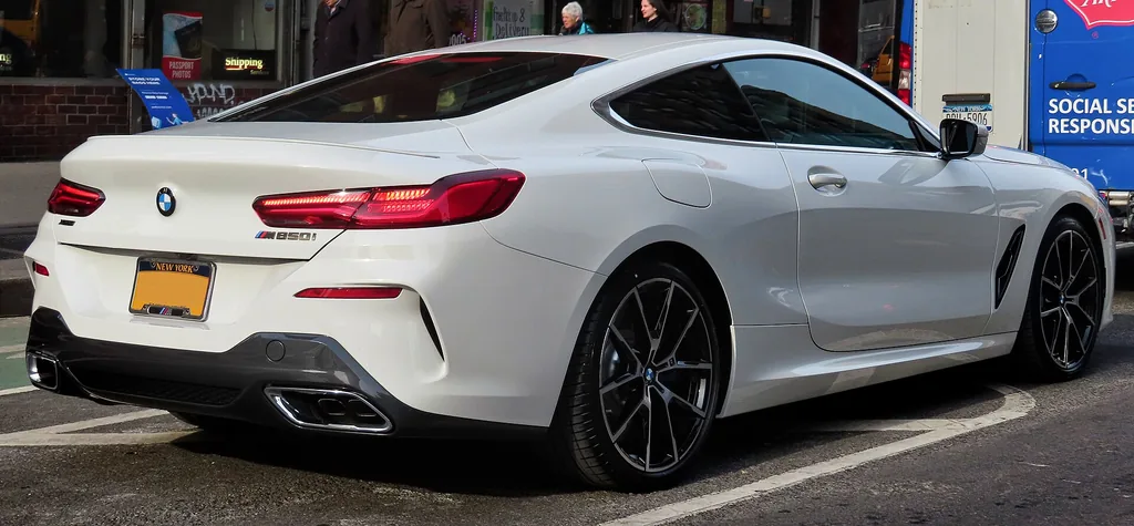 BMW M850I 2019