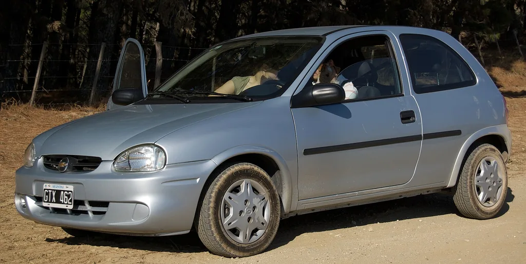 Chevrolet Corsa Hatchback 2003