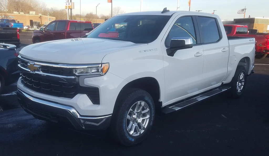 Chevrolet Silverado 2023