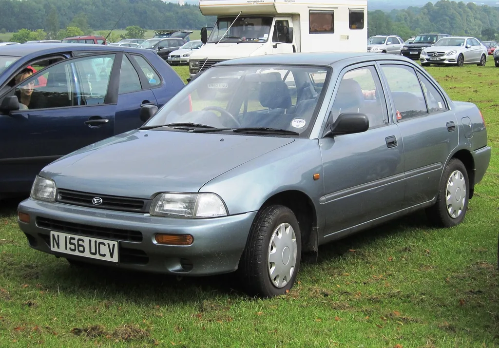 Daihatsu Charade Sedan 1995