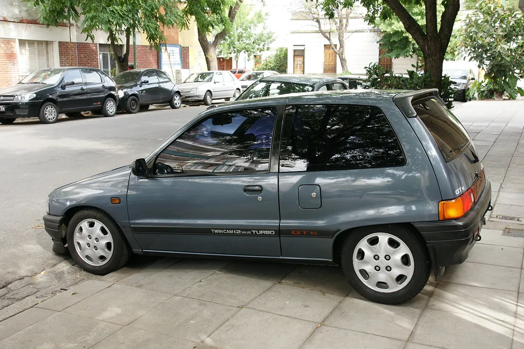 Daihatsu Charade 1995
