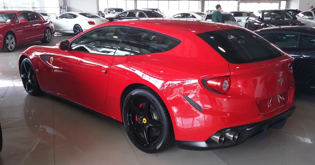 Ferrari Ff 2016