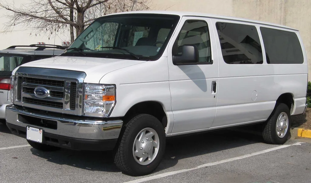 Ford Club Wagon 1995