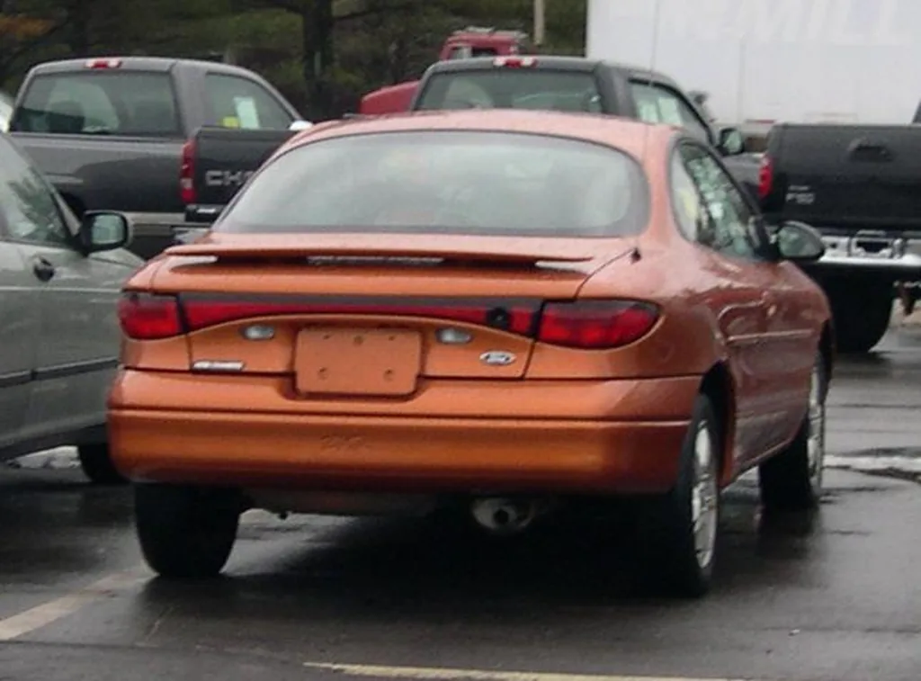 Ford Escort 2001