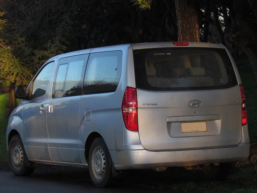Hyundai H1 2005