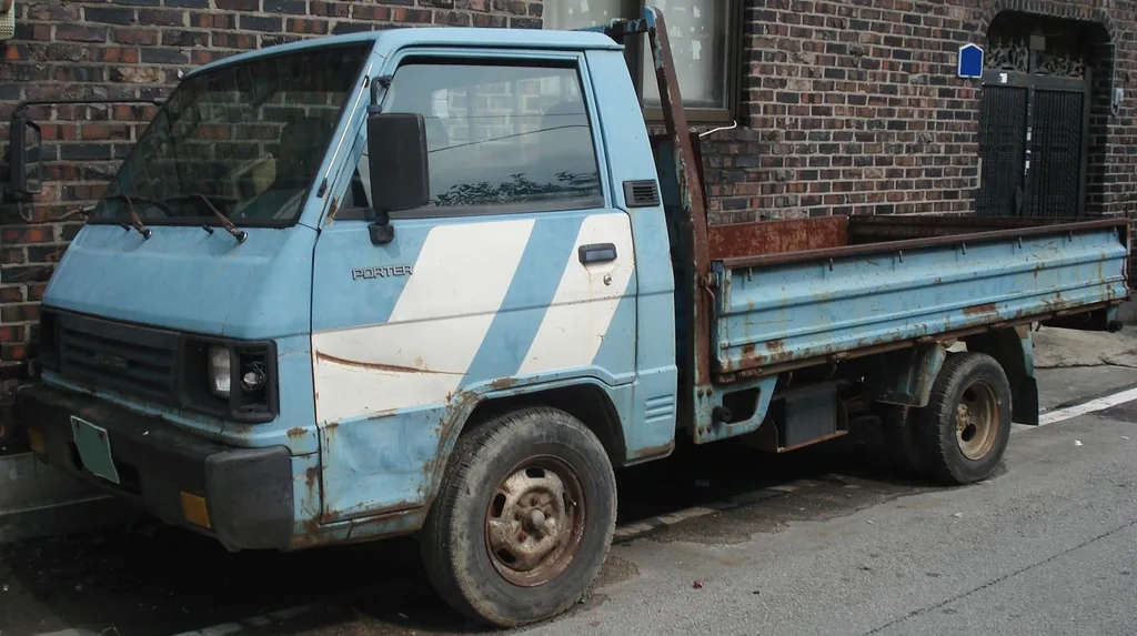 Hyundai HR 2022