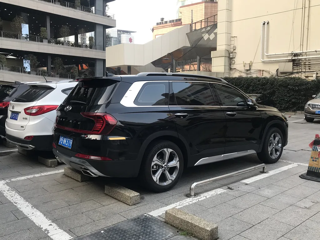 Hyundai Santa 2018