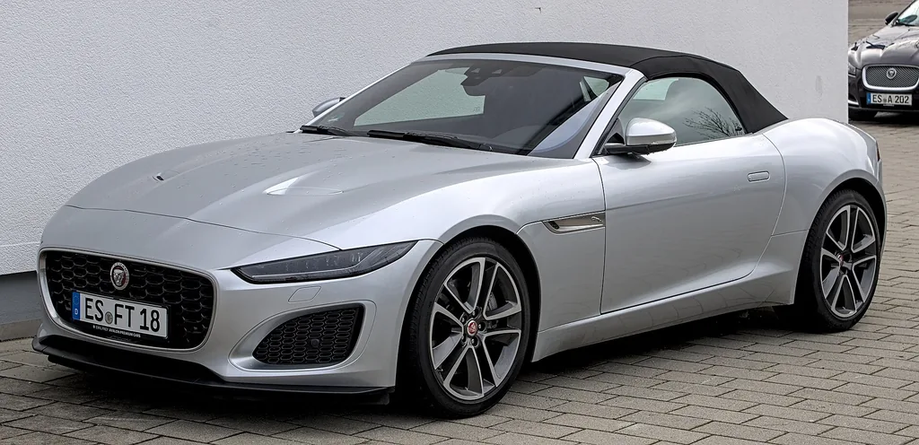 Jaguar F-Type 2024