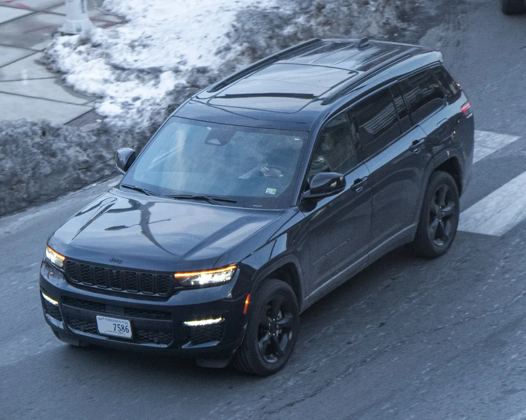 Jeep Grand 2023