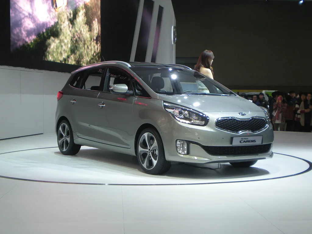 Kia Carens 2001