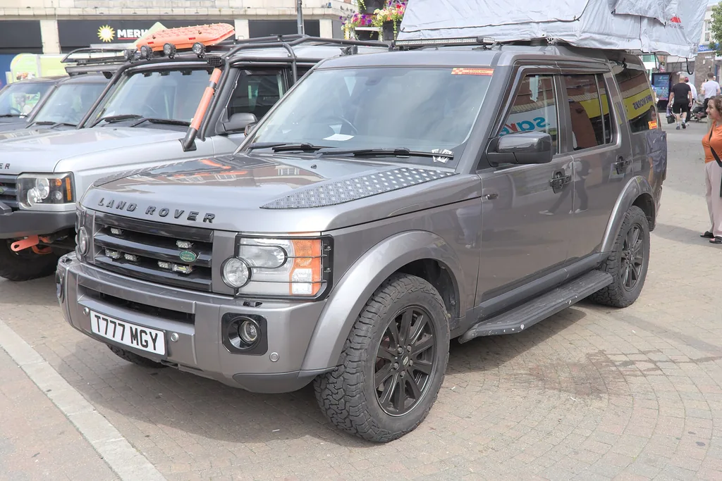 Land Rover Discovery 2027