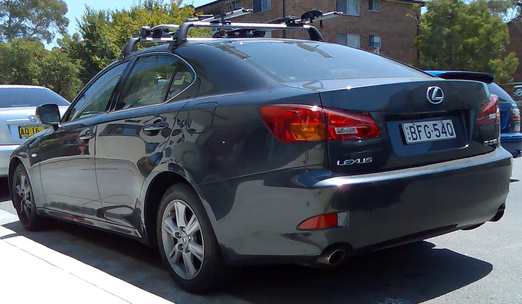 Lexus Is-250 2016