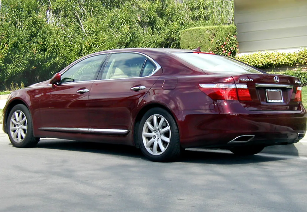 Lexus LS-460L 2017