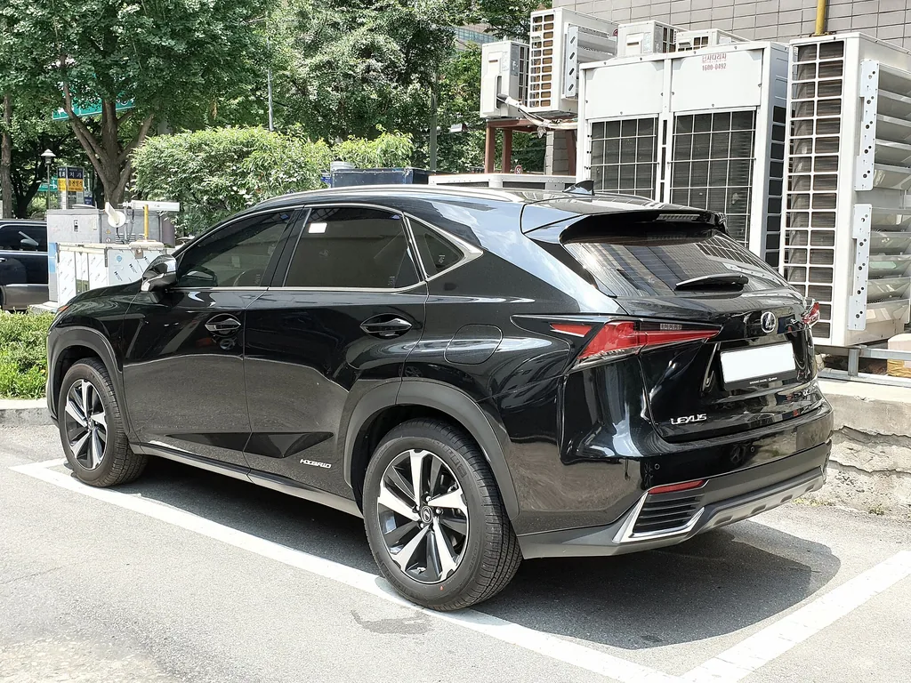 Lexus Nx-300H 2021