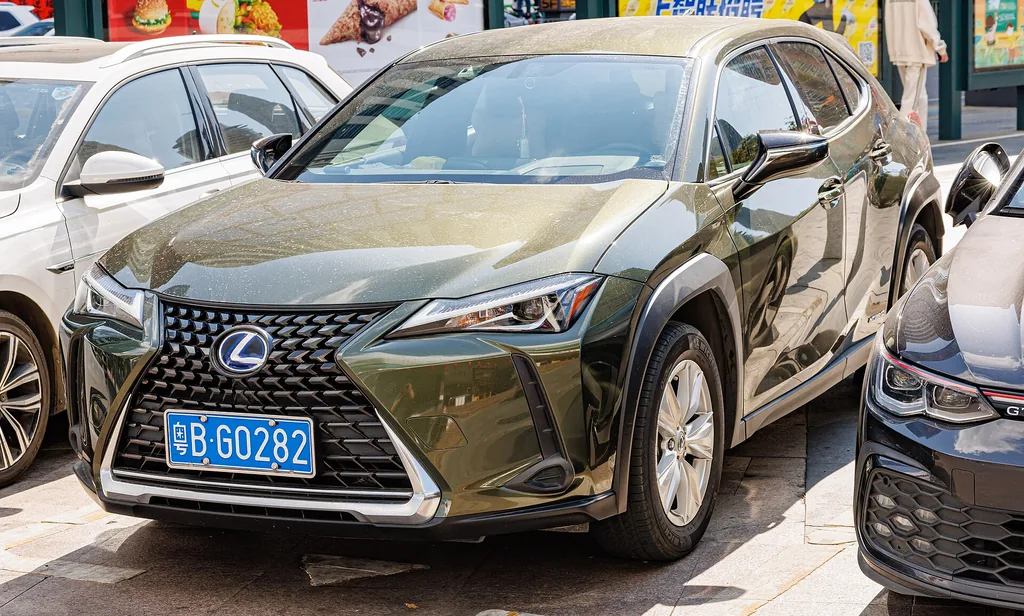 Lexus Ux-250H 2024