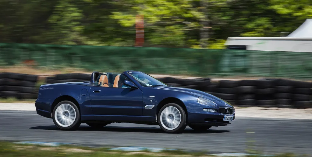 Maserati 3200 2001