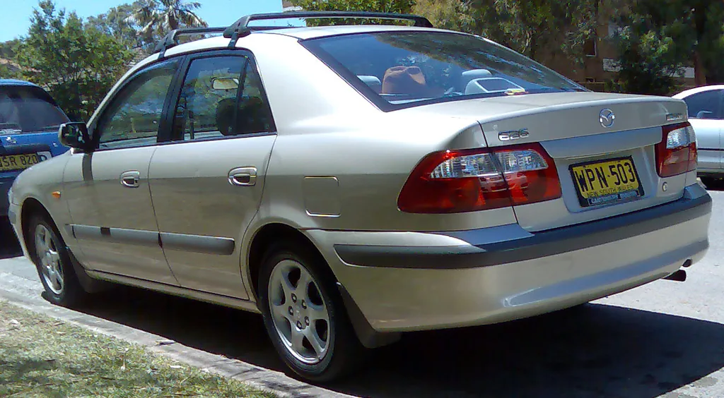 Mazda 626 Sedan 2000