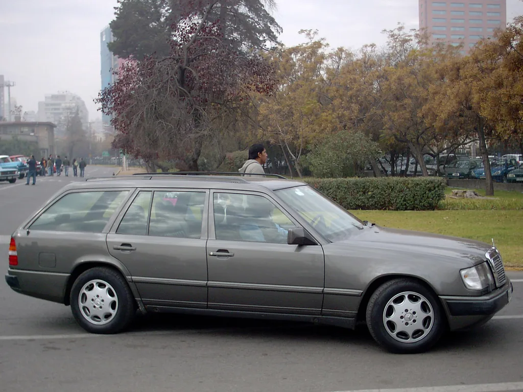 Mercedes-Benz 300-Te Wagon 1992