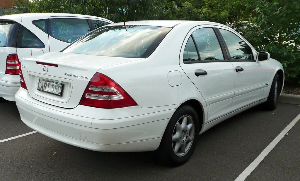 Mercedes-Benz C-180 2020