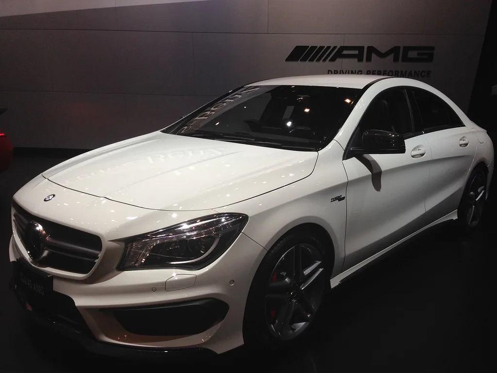 Mercedes-Benz CLA-45 2025
