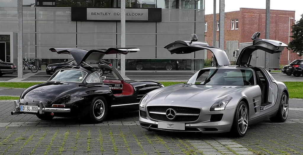 Mercedes-Benz E-300 2027