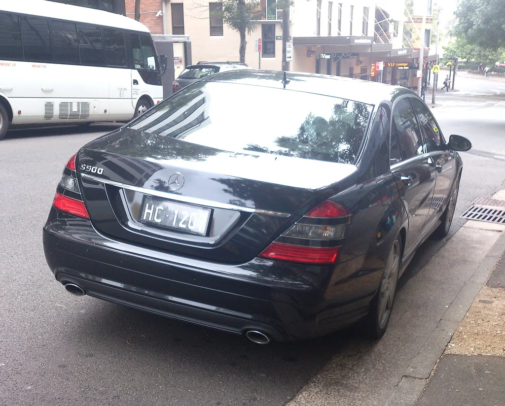 Mercedes-Benz E-500 2013