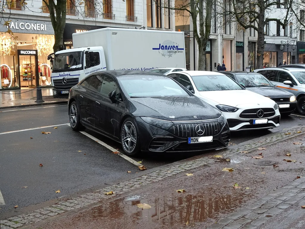 Mercedes-Benz Eqs 2026