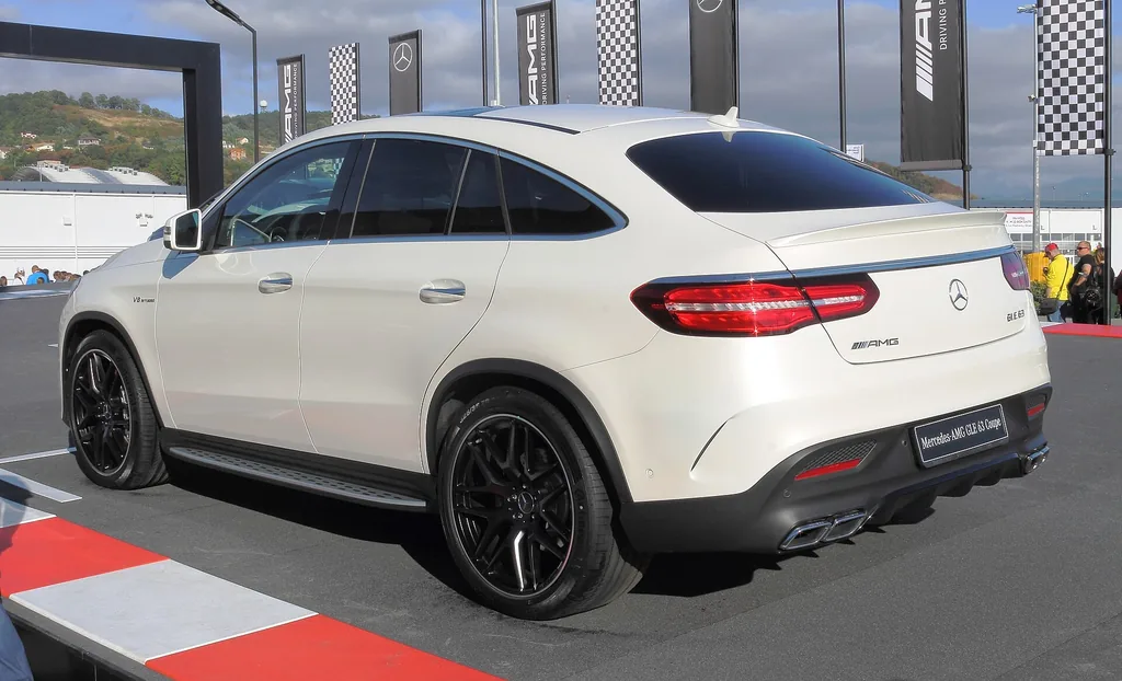 Mercedes-Benz GLE-63 2027