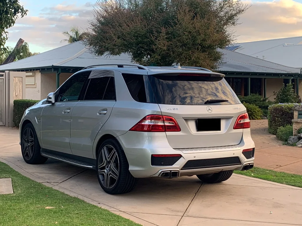 Mercedes-Benz Ml-63 2015