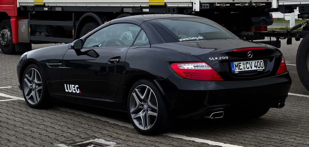 Mercedes-Benz SLK-200 2011