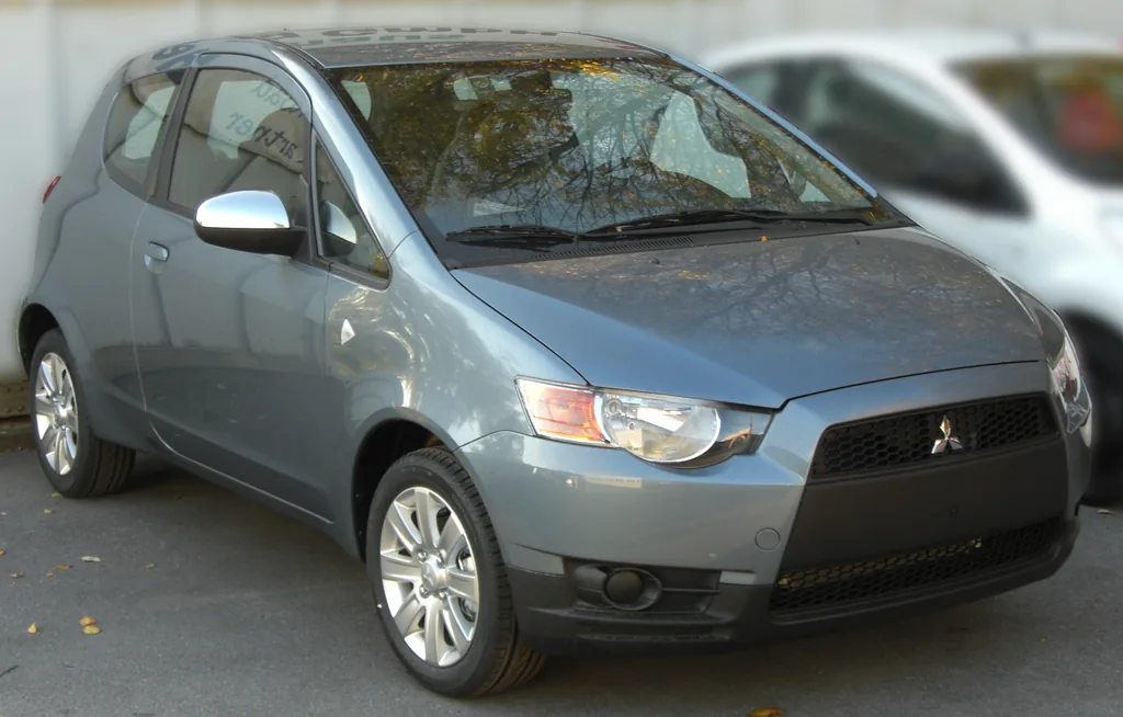 Mitsubishi Colt 1996