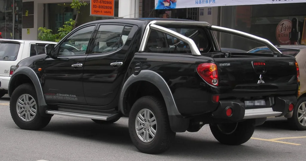 Mitsubishi L200 Triton 2025
