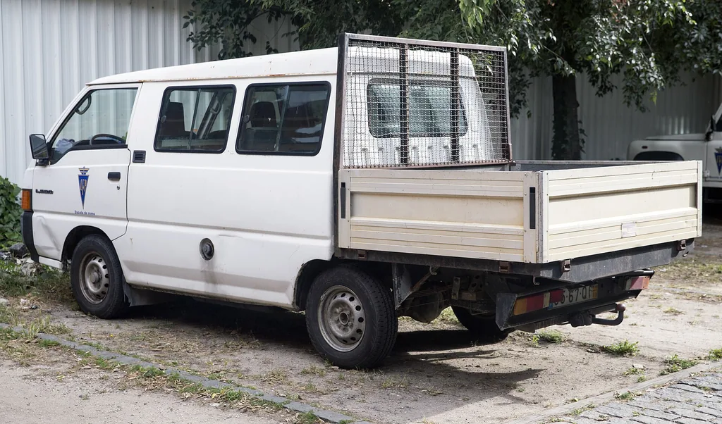 Mitsubishi L300 1999