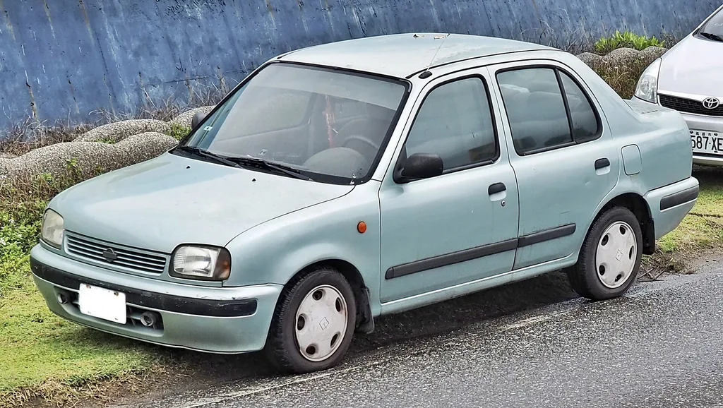 Nissan March 2019
