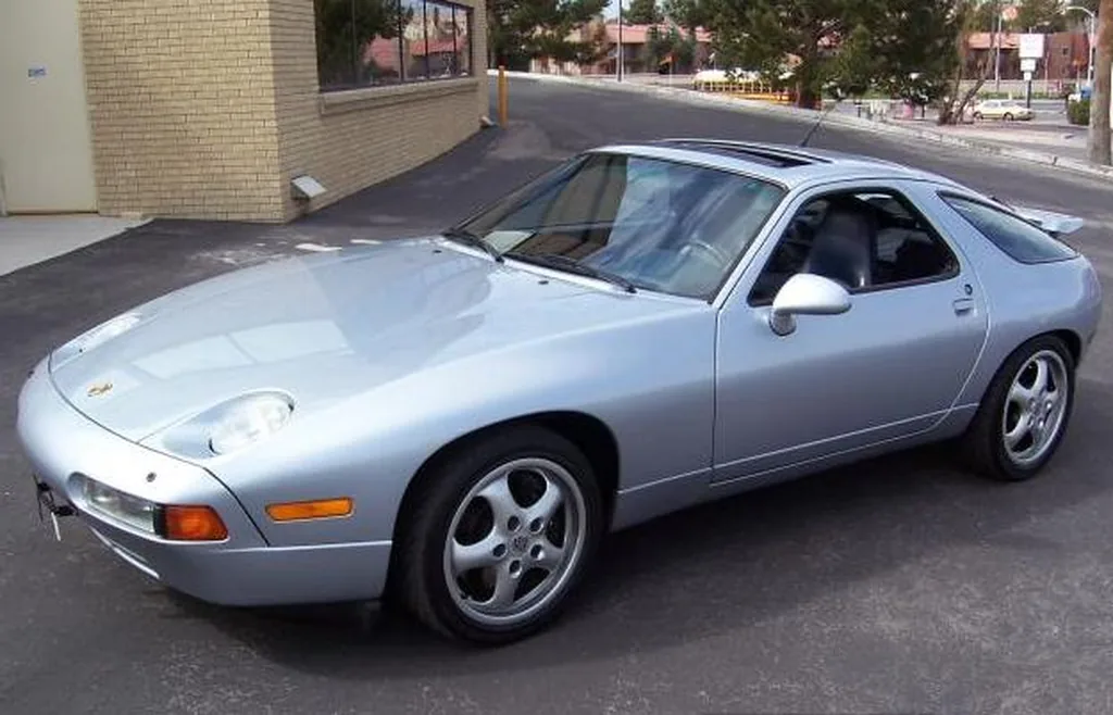 Porsche 928 1995