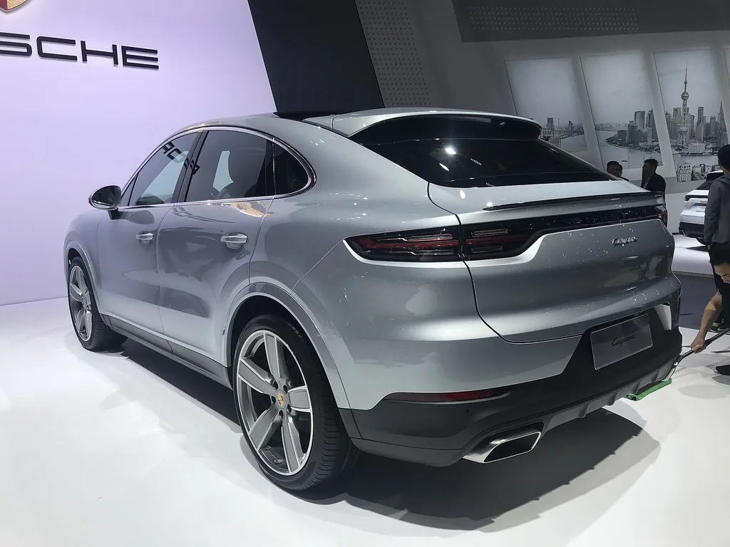 Porsche Cayenne Coupe 2027
