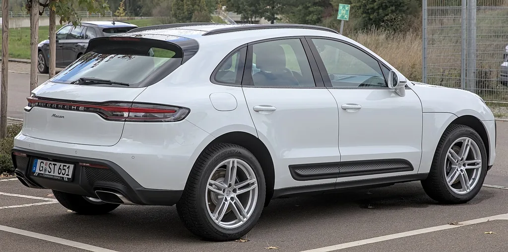 Porsche Macan 2027
