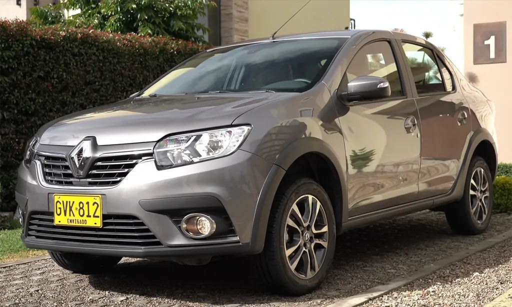 Renault Logan 2025