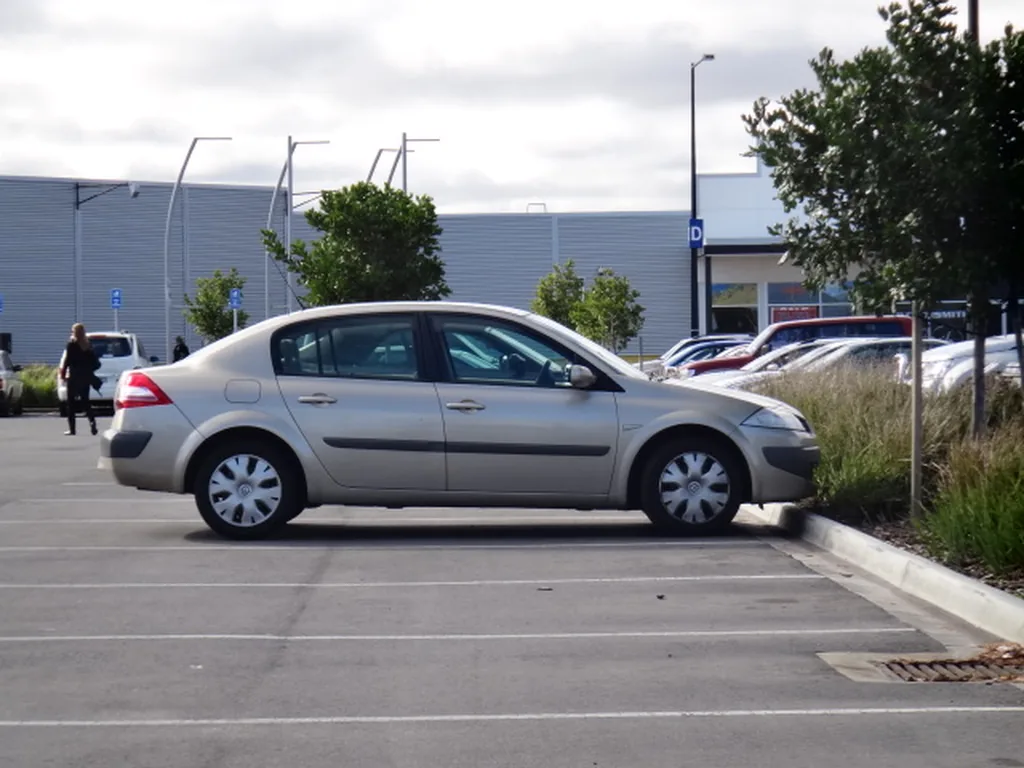 Renault Megane Sedan 2011