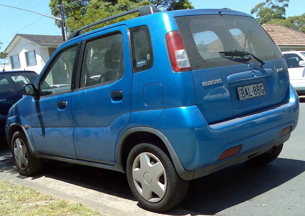 Suzuki Ignis 2003