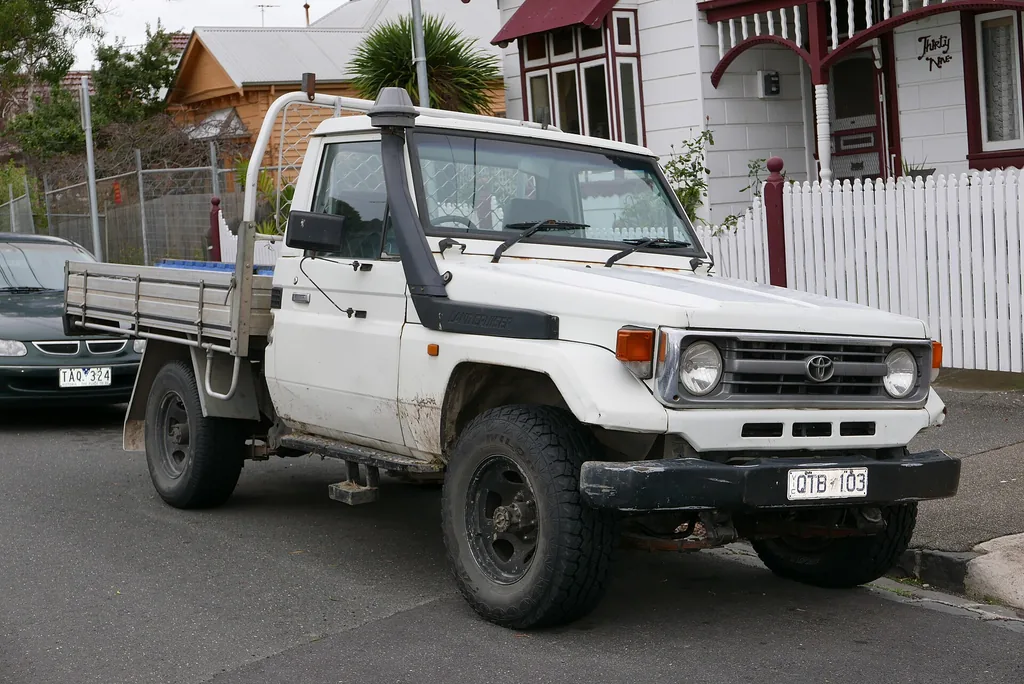 Toyota Land Cruiser 1995