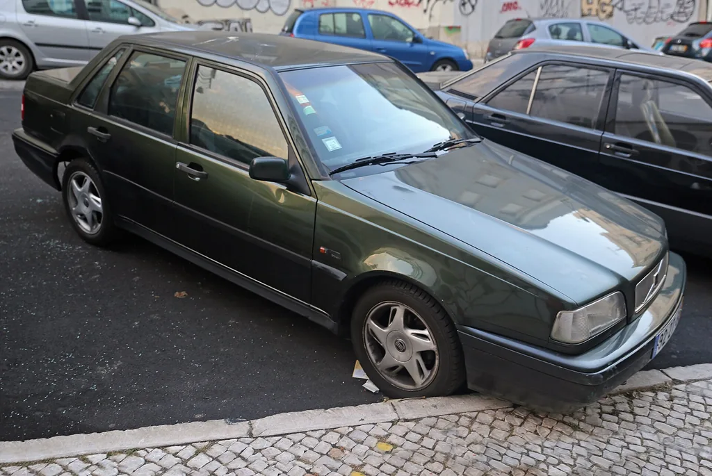 Volvo 460 1996